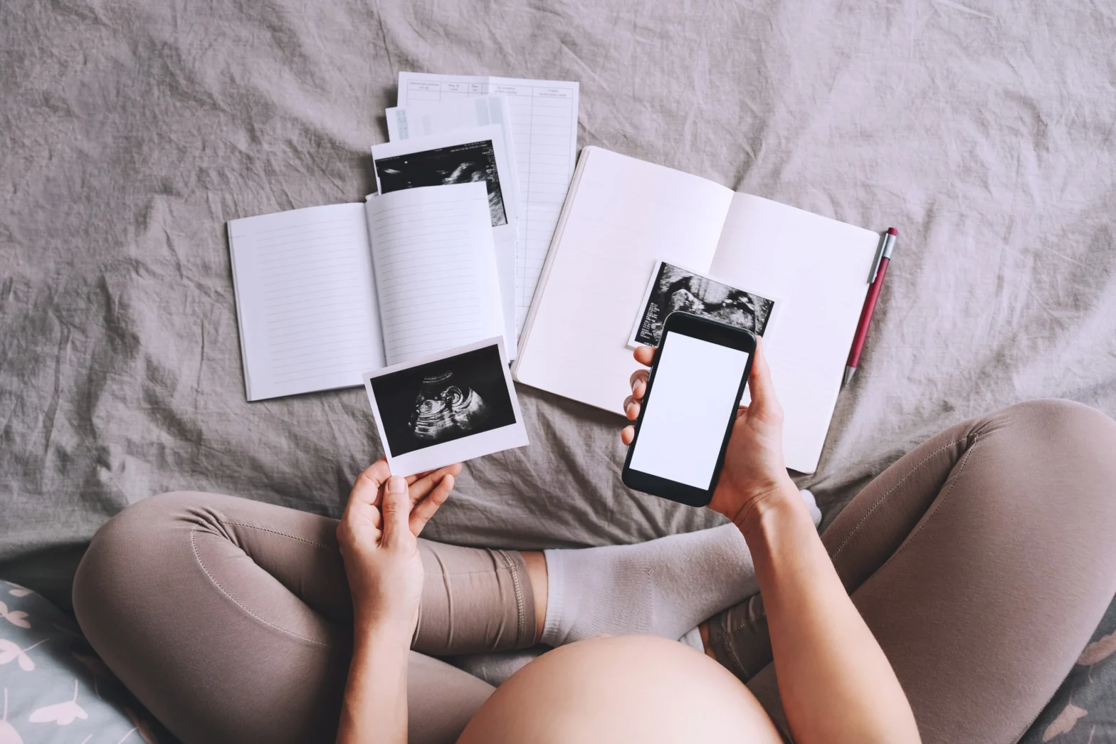 Pregnancy Photo Book Online